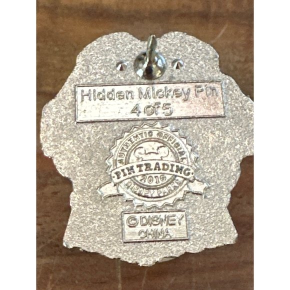 Disney Hidden Mickey Trading Pin Bedknobs and Broomsticks Secretary Bird Authent - Picture 4 of 4